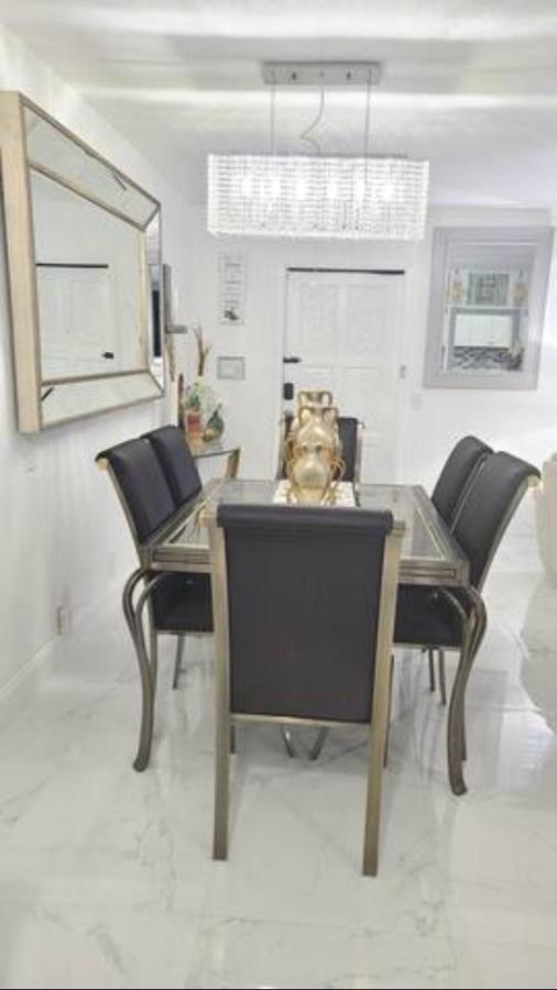Palm Springs 3-Bedroom 2-Bath 5 Miles To The Beach Lake Worth Beach Εξωτερικό φωτογραφία